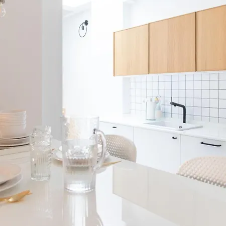 Tinto Townhouse By Olala Homes *